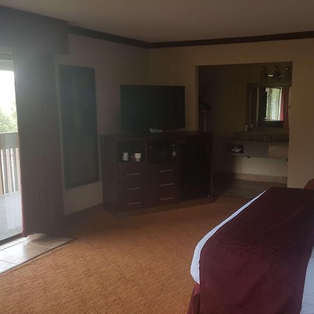 Best Western Pine Springs Inn Ruidoso Downs Exterior photo